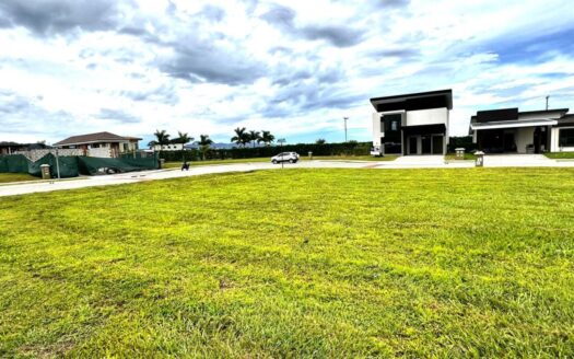 Premier Corner Lot in Condominio Los Reyes, La Guacima –