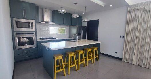 Luxury furnished house on rent in Grecia , Costa Rica –
