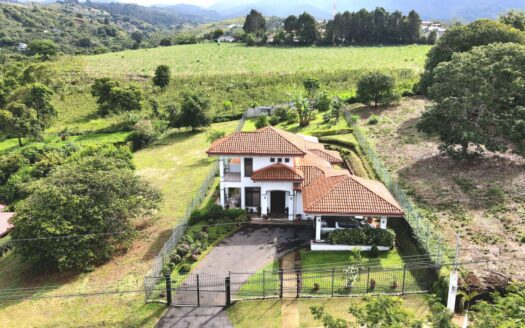 Furnished House For Sale Grecia Costa Rica, San Roque –