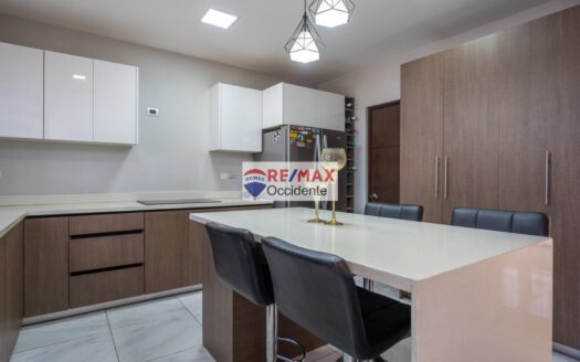 Single Story house For Sale Grecia Costa Rica –