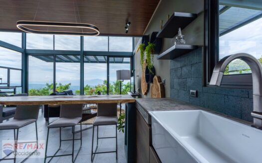 Moderm House Lotf For sale, Grecia Alajuela –