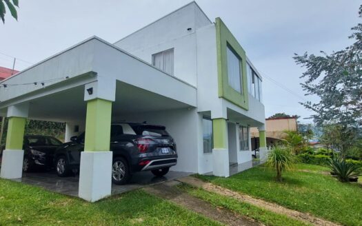 Modern Home for Sale in Grecia, Costa Rica –