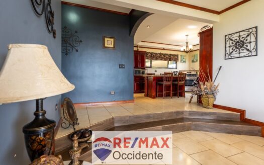 House for sale, Sarchí, La Luisa. –